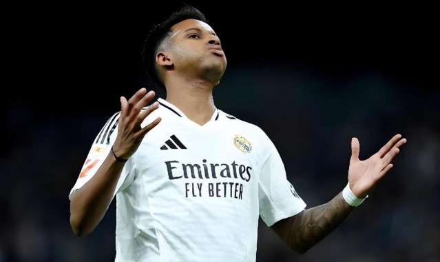 9体育-意外！国安队左后卫位置不缺人，为何球队还要挖走大连英博飞翼